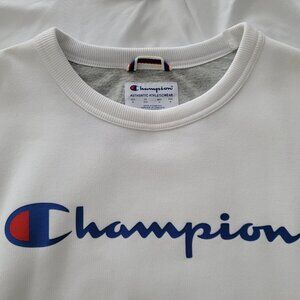 Brand New - Men's Medium White Champion Crew Neck Sweater